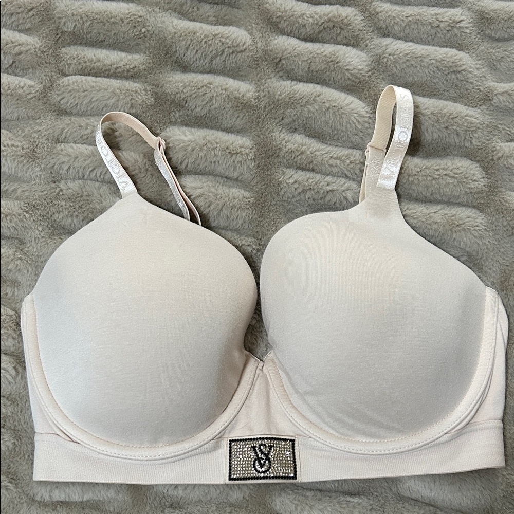 Elegant VS Cream Bra